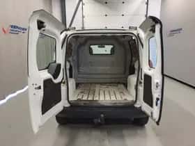 Peugeot Bipper (2010) thumbnail 6