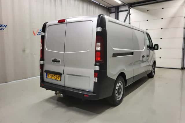 Renault Trafic (2020) thumbnail 3