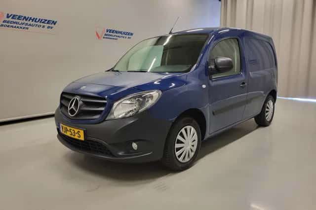 Mercedes-Benz Citan (2021) thumbnail 2