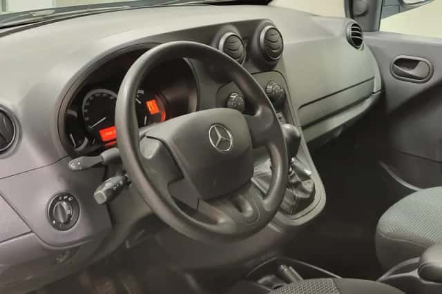 Mercedes-Benz Citan (2021) thumbnail 4