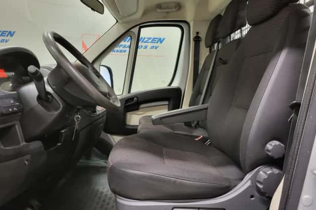 Peugeot Boxer (2015) thumbnail 5