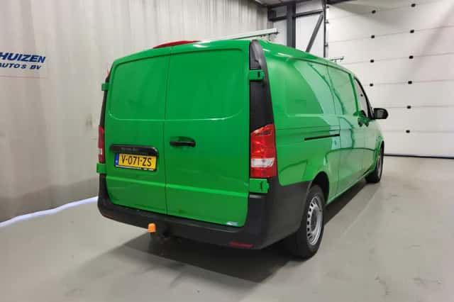 Mercedes-Benz Vito (2019) thumbnail 3