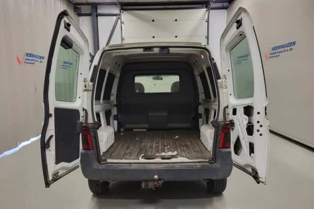 Peugeot Partner (2005) thumbnail 6