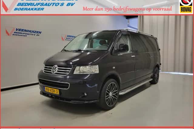 Volkswagen Transporter (2009) thumbnail 1