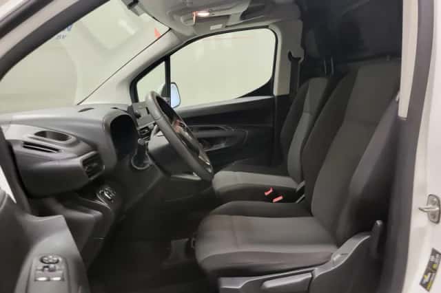 Opel Combo (2020) thumbnail 5