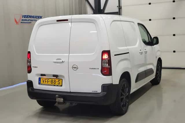 Opel Combo (2020) thumbnail 3