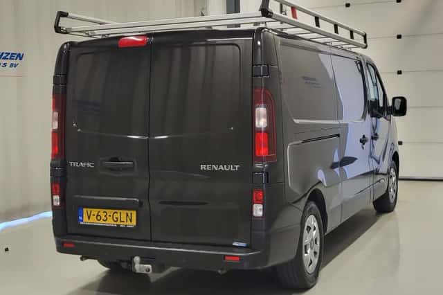 Renault Trafic (2024) thumbnail 3