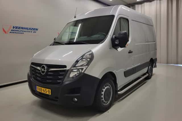 Opel Movano (2022) thumbnail 2
