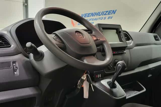 Opel Movano (2022) thumbnail 4