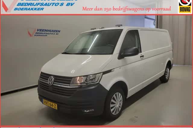 Volkswagen Transporter (2022) thumbnail 1
