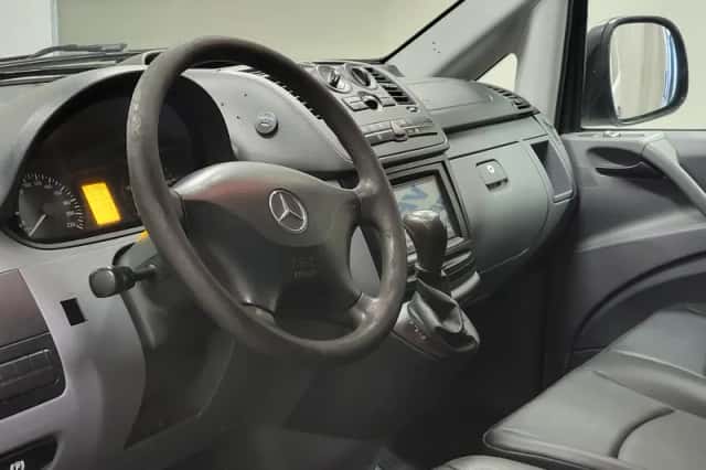 Mercedes-Benz Vito (2008) thumbnail 4