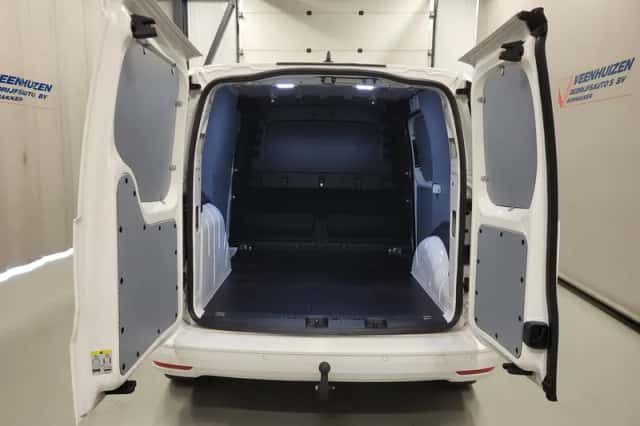 Volkswagen Caddy (2024) thumbnail 6