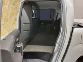 Volkswagen Amarok (2012) thumbnail 6