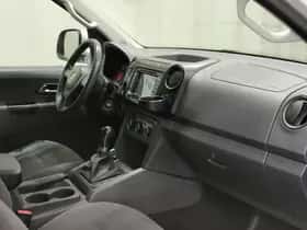Volkswagen Amarok (2012) thumbnail 9