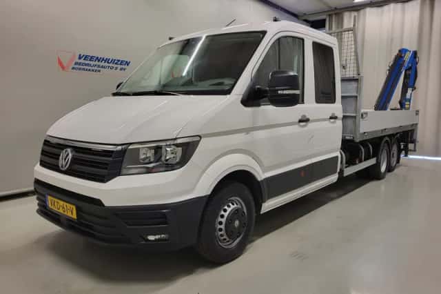 Volkswagen Crafter (2021) thumbnail 2