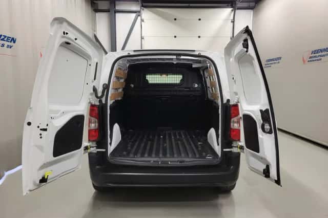 Peugeot Partner (2021) thumbnail 6