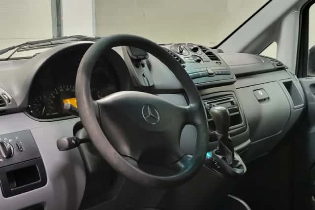 Mercedes-Benz Vito (2005) thumbnail 4