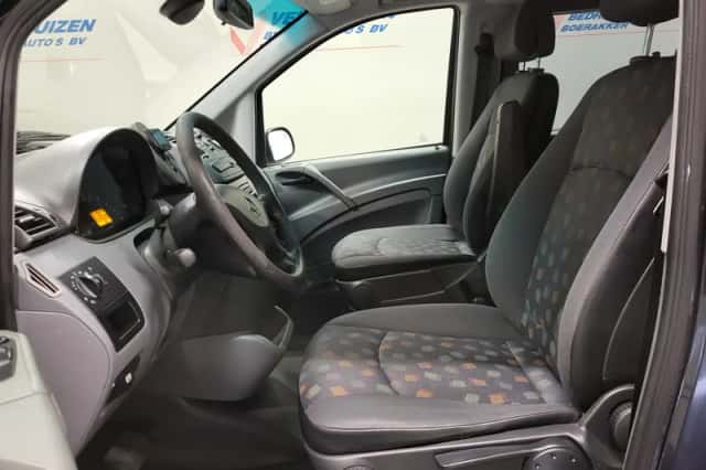 Mercedes-Benz Vito (2005) thumbnail 5