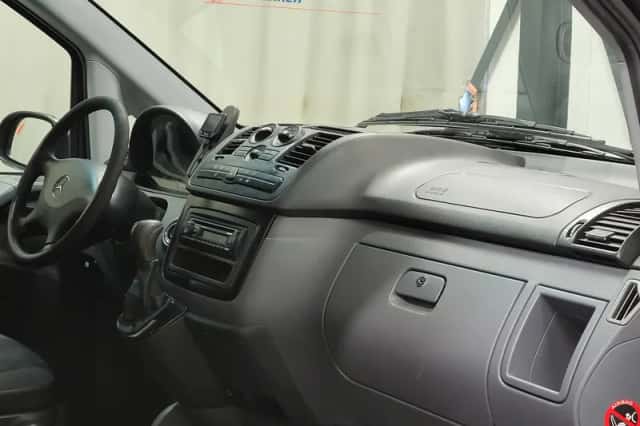 Mercedes-Benz Vito (2005) thumbnail 8