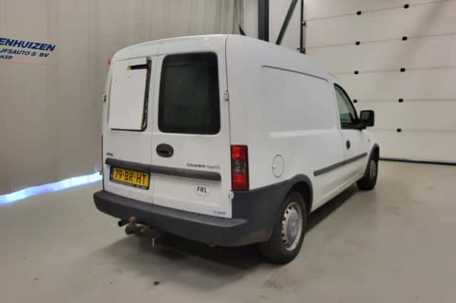 Opel Combo (2004) thumbnail 3
