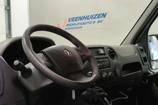 Renault Master (2012) thumbnail 4
