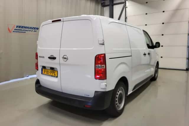 Opel Vivaro (2023) thumbnail 3