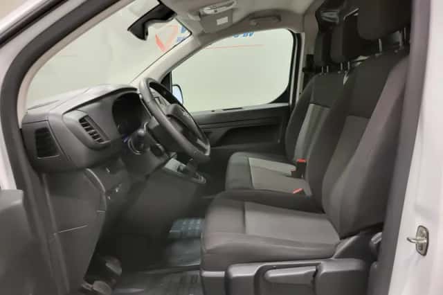 Opel Vivaro (2023) thumbnail 5