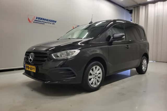 Mercedes-Benz Citan (2022) thumbnail 2