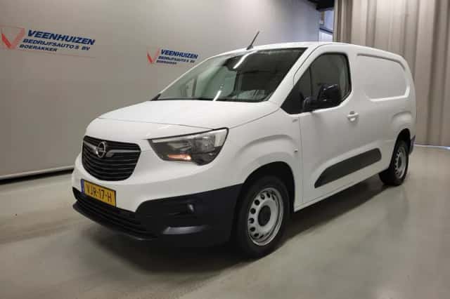 Opel Combo (2021) thumbnail 2