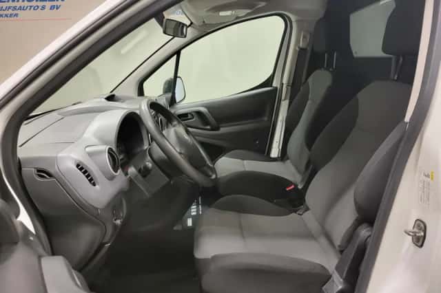 Peugeot Partner (2018) thumbnail 5