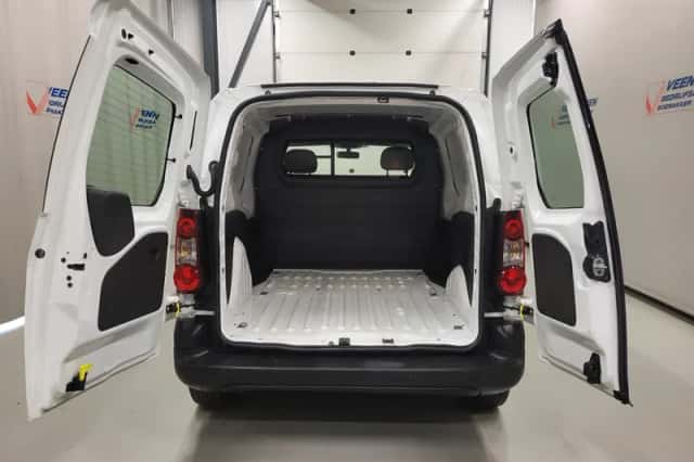 Peugeot Partner (2018) thumbnail 6