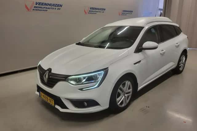 Renault Mégane (2018) thumbnail 2