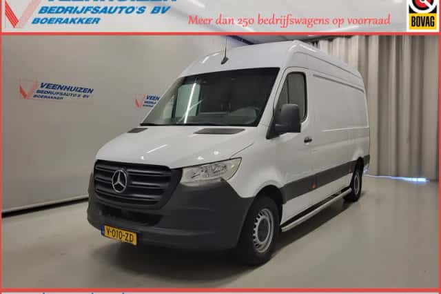 Mercedes-Benz Sprinter (2019) thumbnail 1