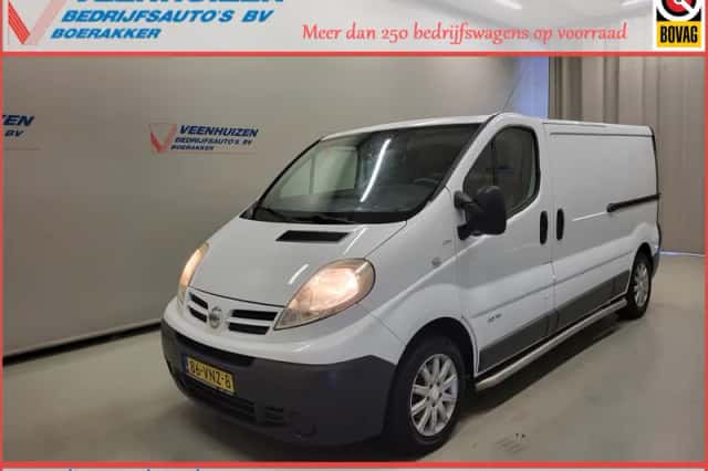 Nissan Primastar (2008) thumbnail 1