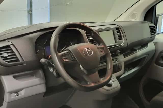Toyota Proace (2022) thumbnail 4