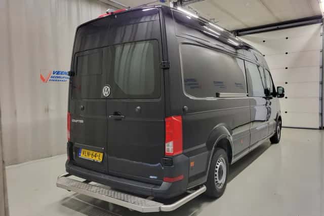 Volkswagen Crafter (2021) thumbnail 3