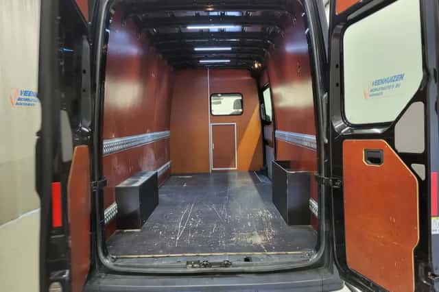Volkswagen Crafter (2021) thumbnail 6