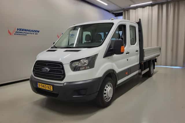 Ford Transit (2018) thumbnail 2