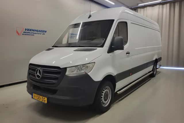 Mercedes-Benz Sprinter (2019) thumbnail 2