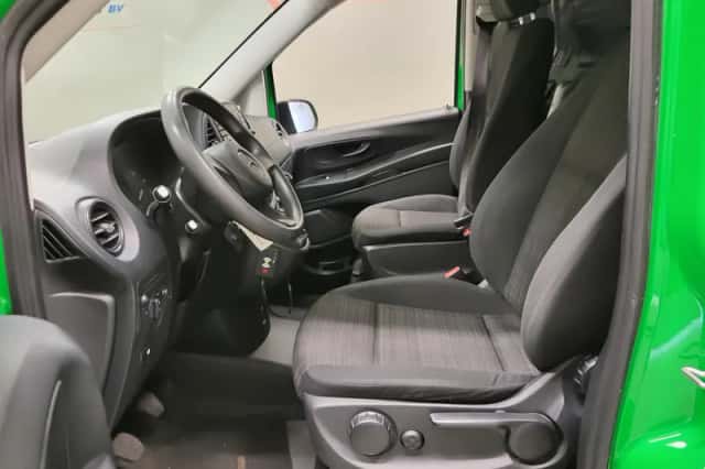 Mercedes-Benz Vito (2019) thumbnail 5