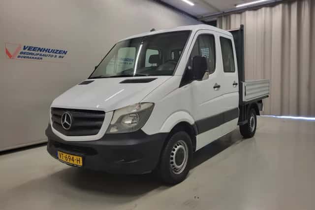 Mercedes-Benz Sprinter (2016) thumbnail 2
