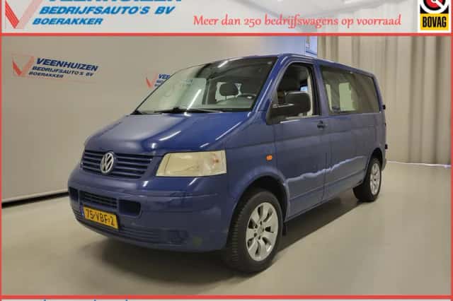 Volkswagen Transporter (2006) thumbnail 1