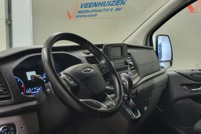 Ford Transit Custom (2019) thumbnail 4