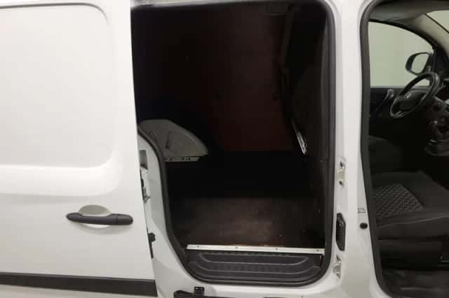 Renault Kangoo (2015) thumbnail 6