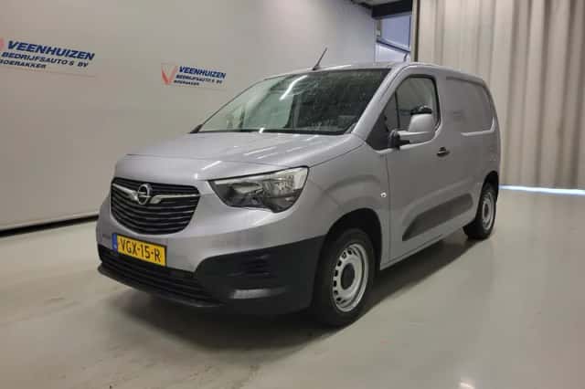 Opel Combo (2020) thumbnail 2