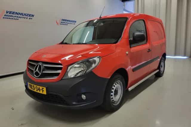 Mercedes-Benz Citan (2021) thumbnail 2