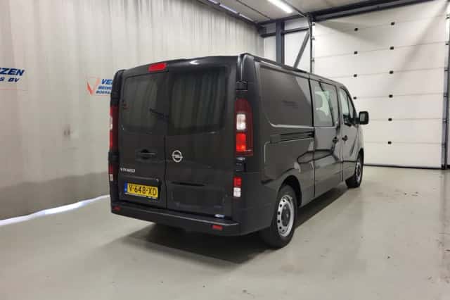 Opel Vivaro (2019) thumbnail 3