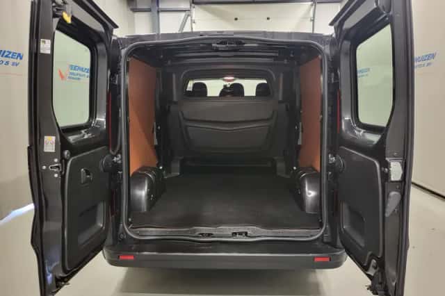 Opel Vivaro (2019) thumbnail 6