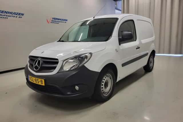 Mercedes-Benz Citan (2020) thumbnail 2