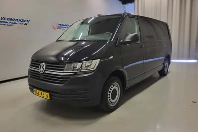 Volkswagen Transporter (2020) thumbnail 2